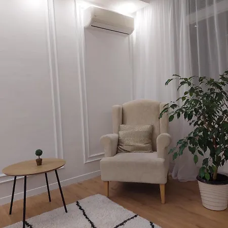 The Skver-elegant Apartmant Apartment *