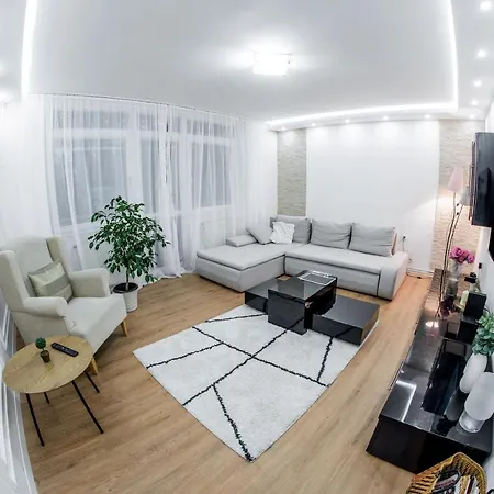 The Skver-elegant Apartmant