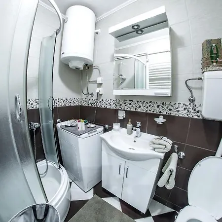 The Skver-elegant Apartmant *