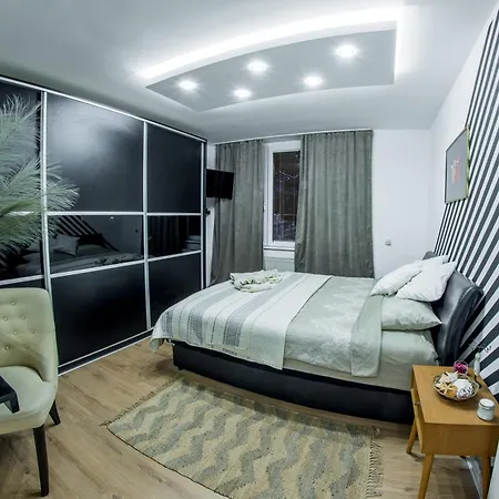 The Skver-elegant Apartmant Apartment