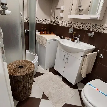 The Skver-elegant Apartmant Апартаменты *